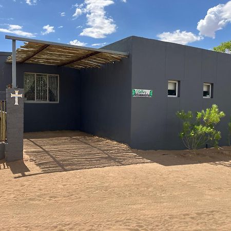 Stellies Accommodation - Room 1 Keetmanshoop Kültér fotó