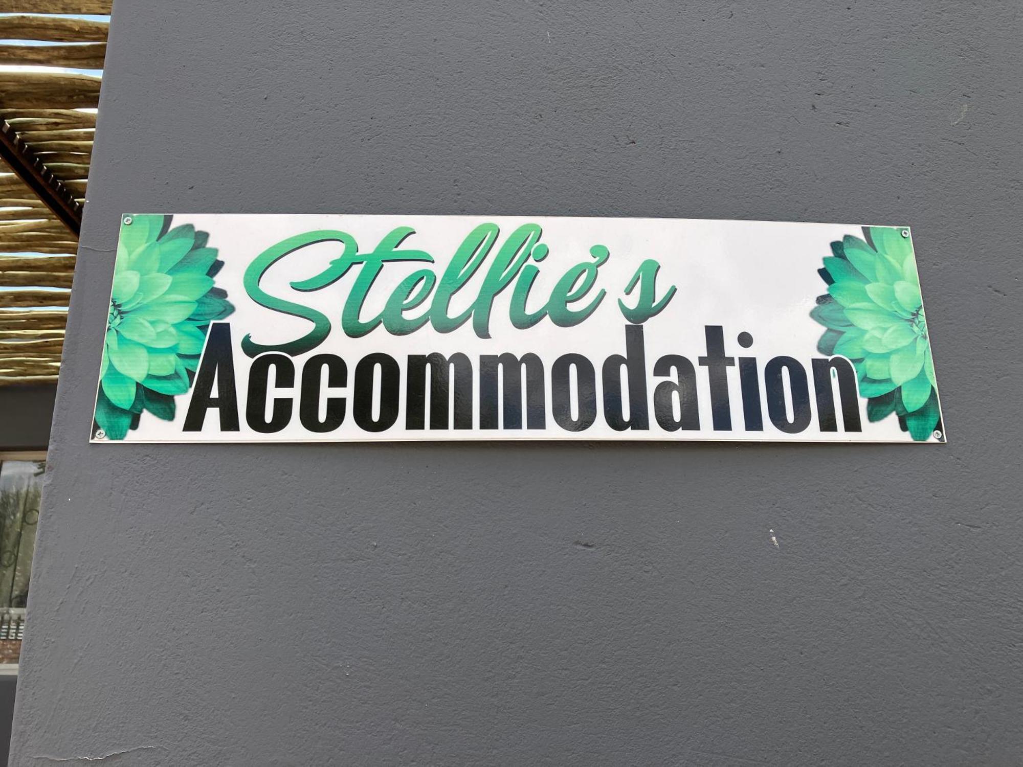 Stellies Accommodation - Room 1 Keetmanshoop Kültér fotó